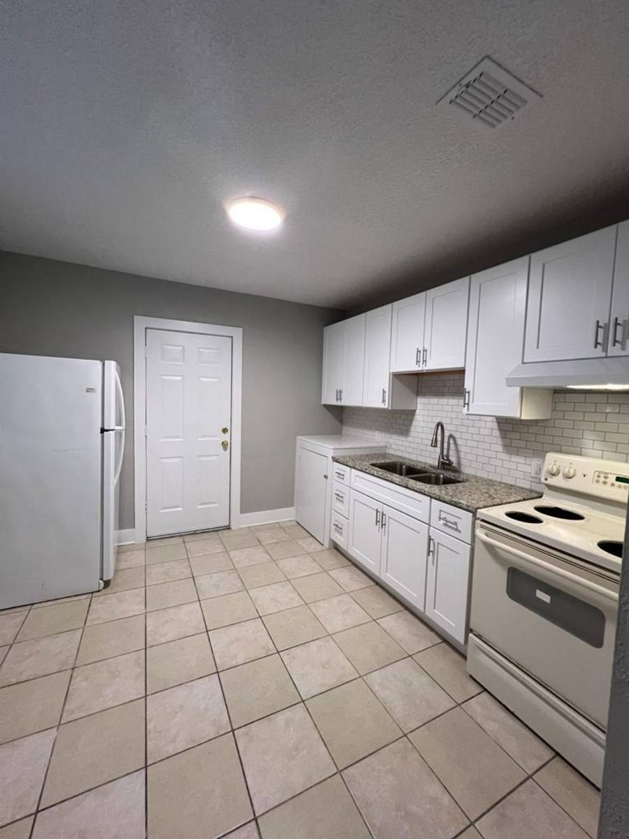 Apartment for rent at 4362 Dagail Lane, Jacksonville, FL 32244