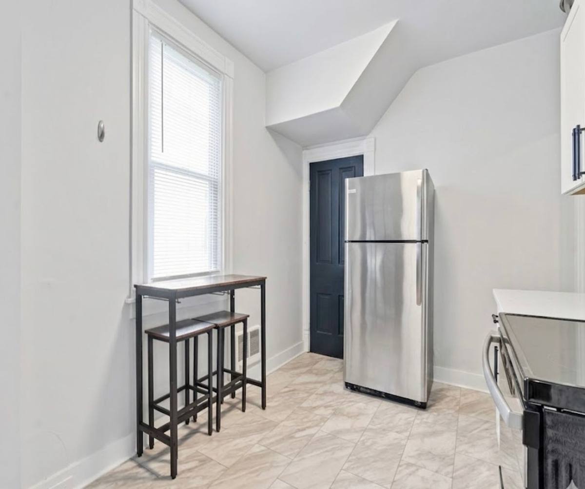 Apartment for rent at 388 Ingomar St, Pittsburgh, PA 15216