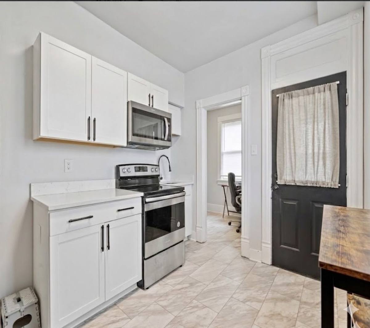 Apartment for rent at 388 Ingomar St, Pittsburgh, PA 15216