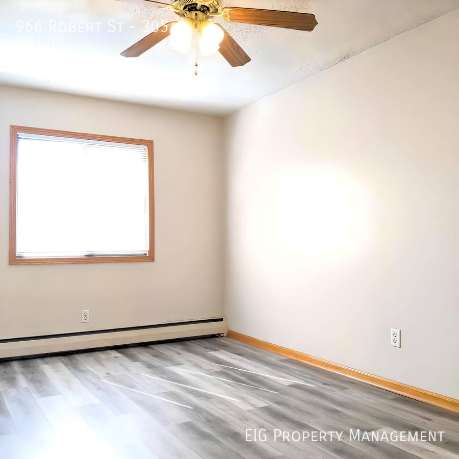 Condo for rent at 966 Robert St #305, Saint Paul, MN 55118