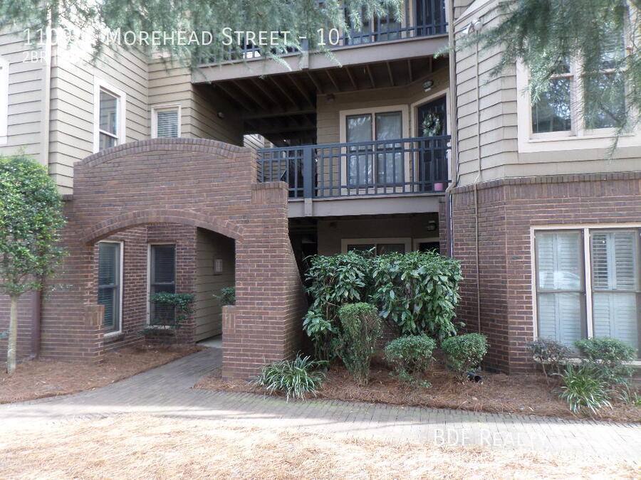 Apartment for rent at 1109 E Morehead St #10, Charlotte, NC 28204