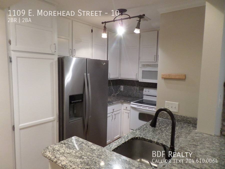 Apartment for rent at 1109 E Morehead St #10, Charlotte, NC 28204