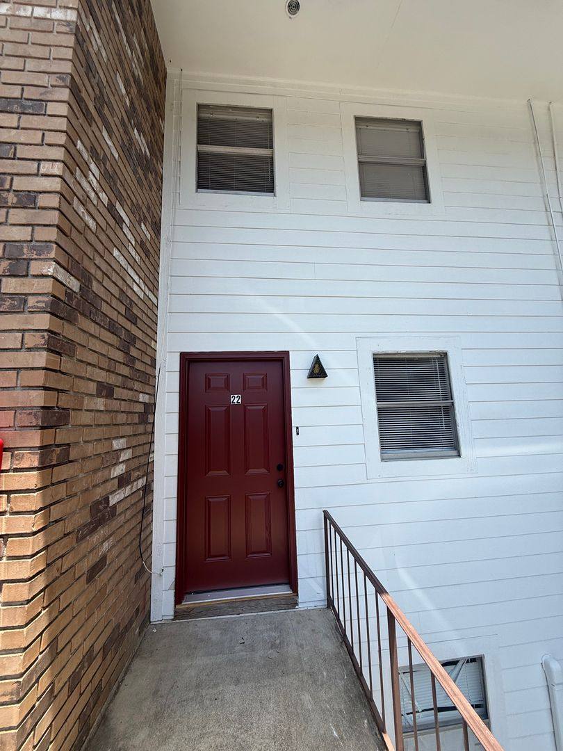 Apartment for rent at 3700 Cherryton Dr, Chattanooga, TN 37411