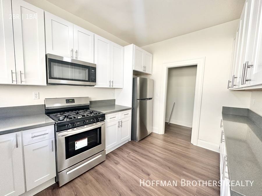 Apartment for rent at 1838 N Wilton Place #6, Los Angeles, CA 90028