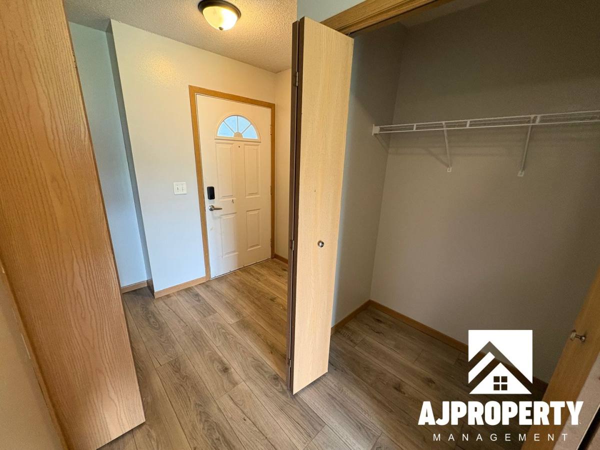 Condo for rent at 7029 W 56th St, Sioux Falls, SD 57106