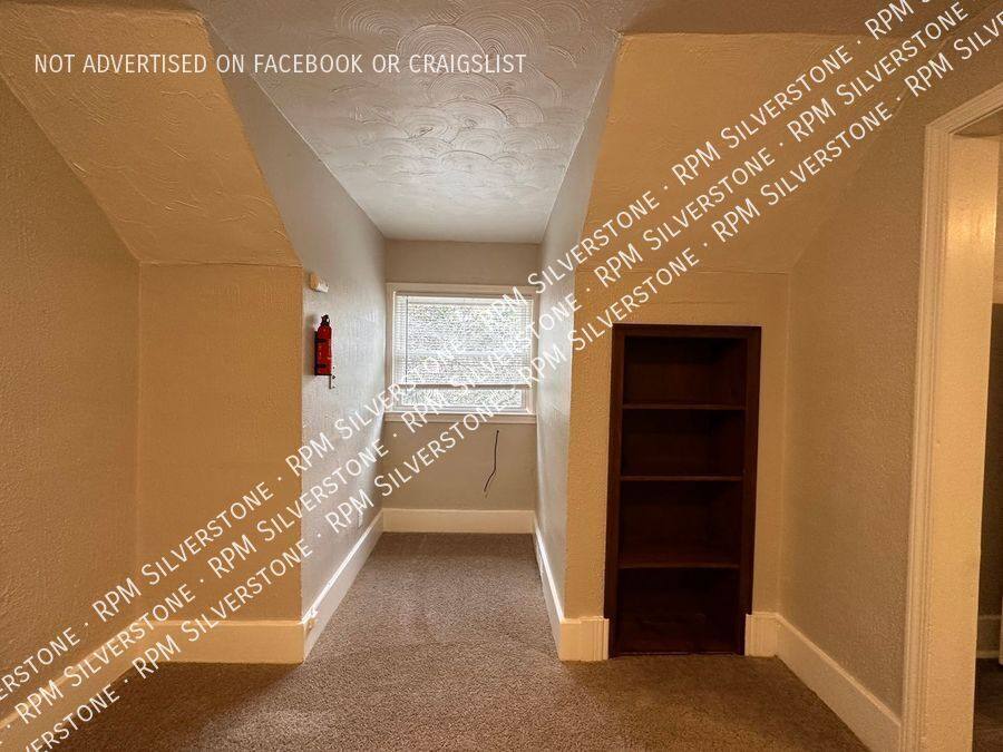 House for rent at 509 E George, Hazel Park, MI 48030