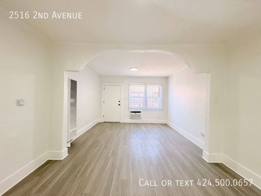 Apartment for rent at 2516 2nd Ave, Los Angeles, CA 90018