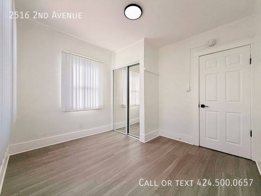 Apartment for rent at 2516 2nd Ave, Los Angeles, CA 90018
