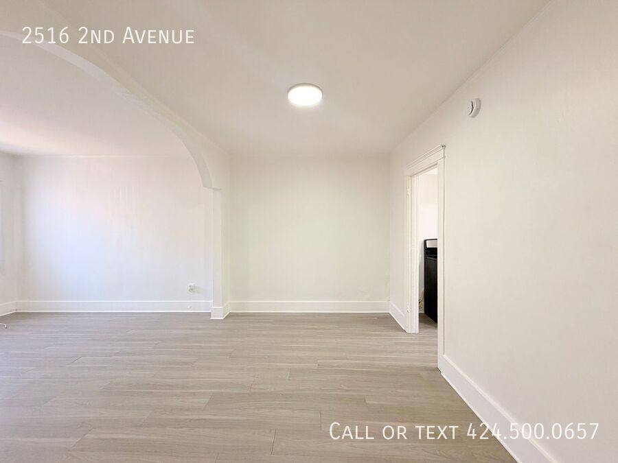 Apartment for rent at 2516 2nd Ave, Los Angeles, CA 90018