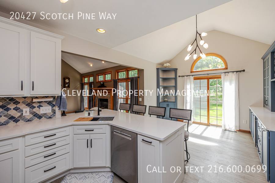 House for rent at 20427 Scotch Pine Way, Strongsville, OH 44149