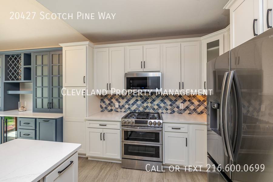 House for rent at 20427 Scotch Pine Way, Strongsville, OH 44149