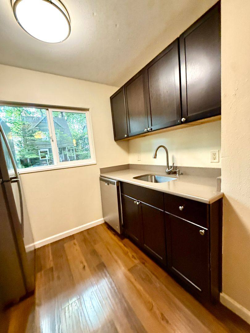 Apartment for rent at 1626-1646 SE Ash St, Portland, OR 97214