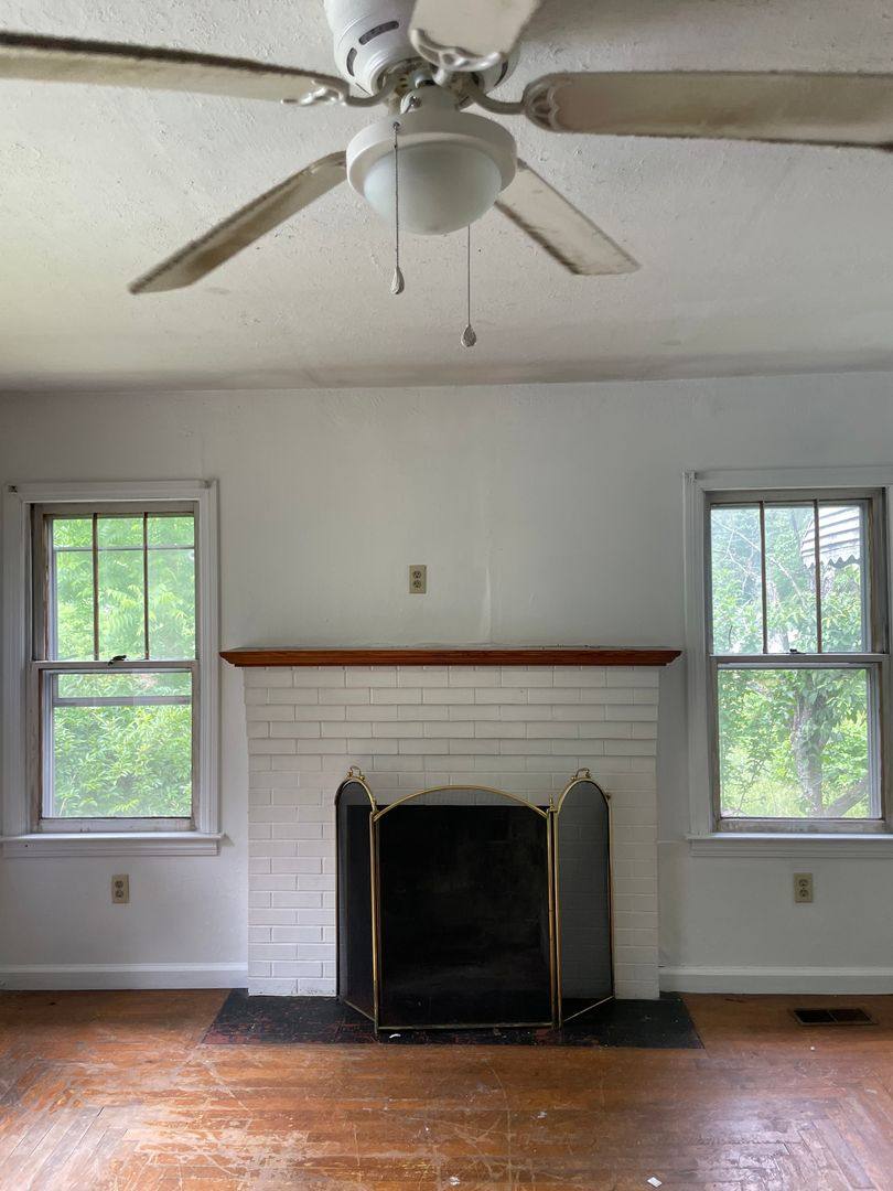 House for rent at 1012 Aspen Rd, Charleston, WV 25304