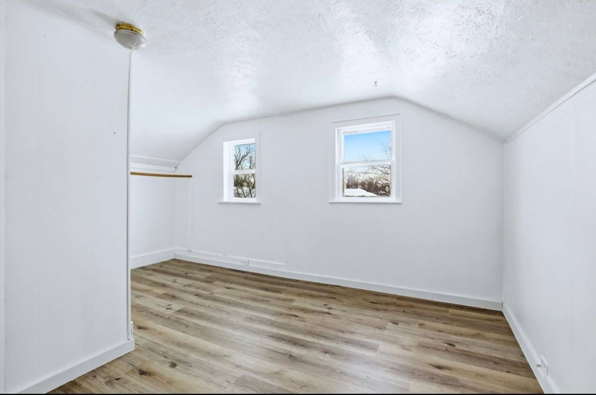Apartment for rent at 926 N Porter St, Saginaw, MI 48602