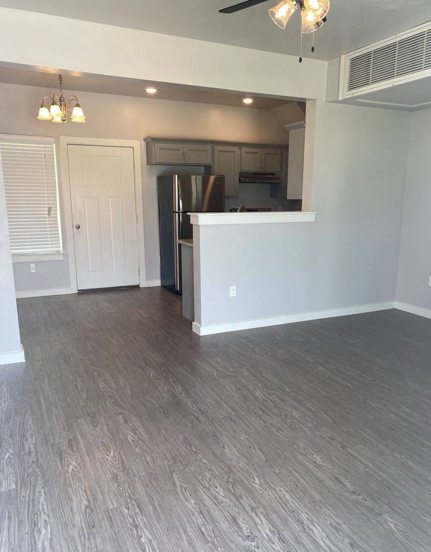 Apartment for rent at 40 Q St NW, Ardmore, OK 73401