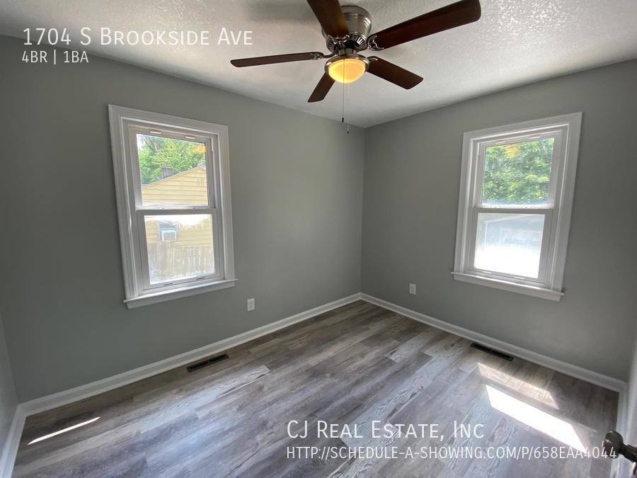 House for rent at 1704 S Brookside Ave, Independence, MO 64052
