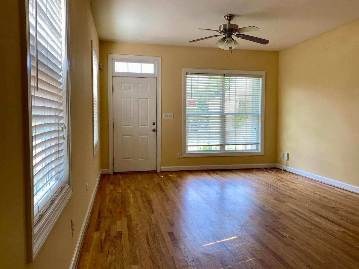 House for rent at 3921 Lexington Dr, Raleigh, NC 27606
