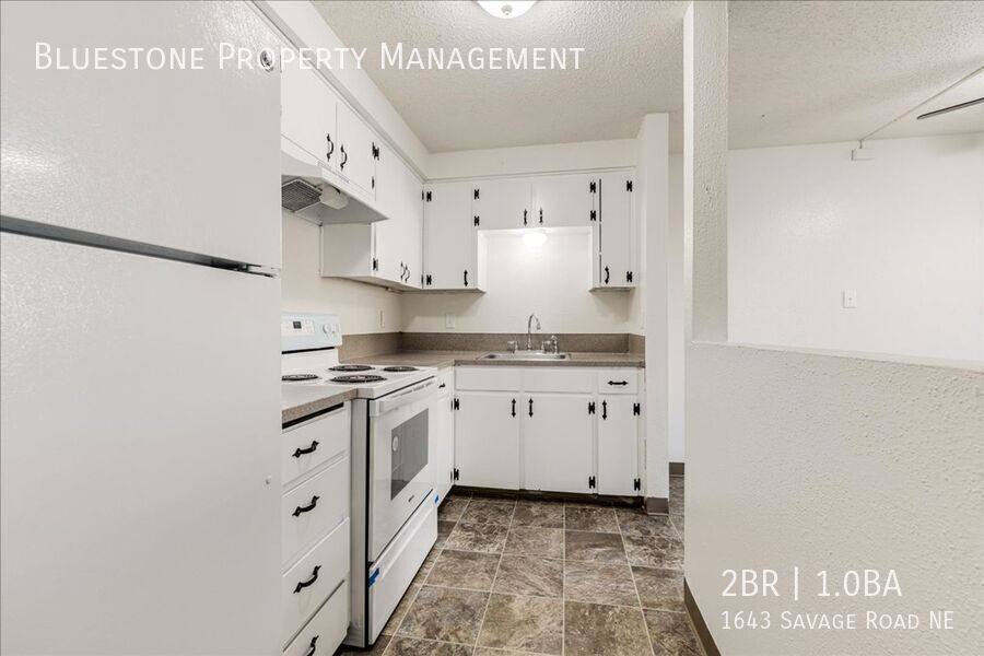 Apartment for rent at 1643 Savage Rd NE, Salem, OR 97301