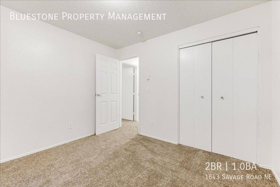 Apartment for rent at 1643 Savage Rd NE, Salem, OR 97301
