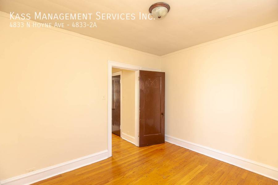 Apartment for rent at 4833 N Hoyne Ave #2A, Chicago, IL 60625