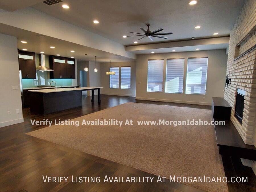 House for rent at 6518 N Fairborn Ave, Meridian, ID 83646