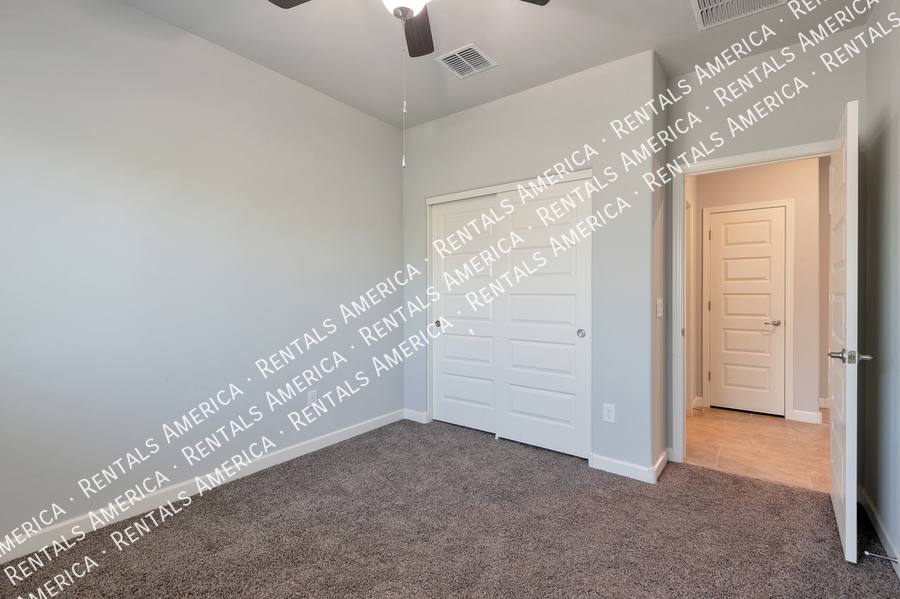 House for rent at 543 W Weldon St, Vail, AZ 85641