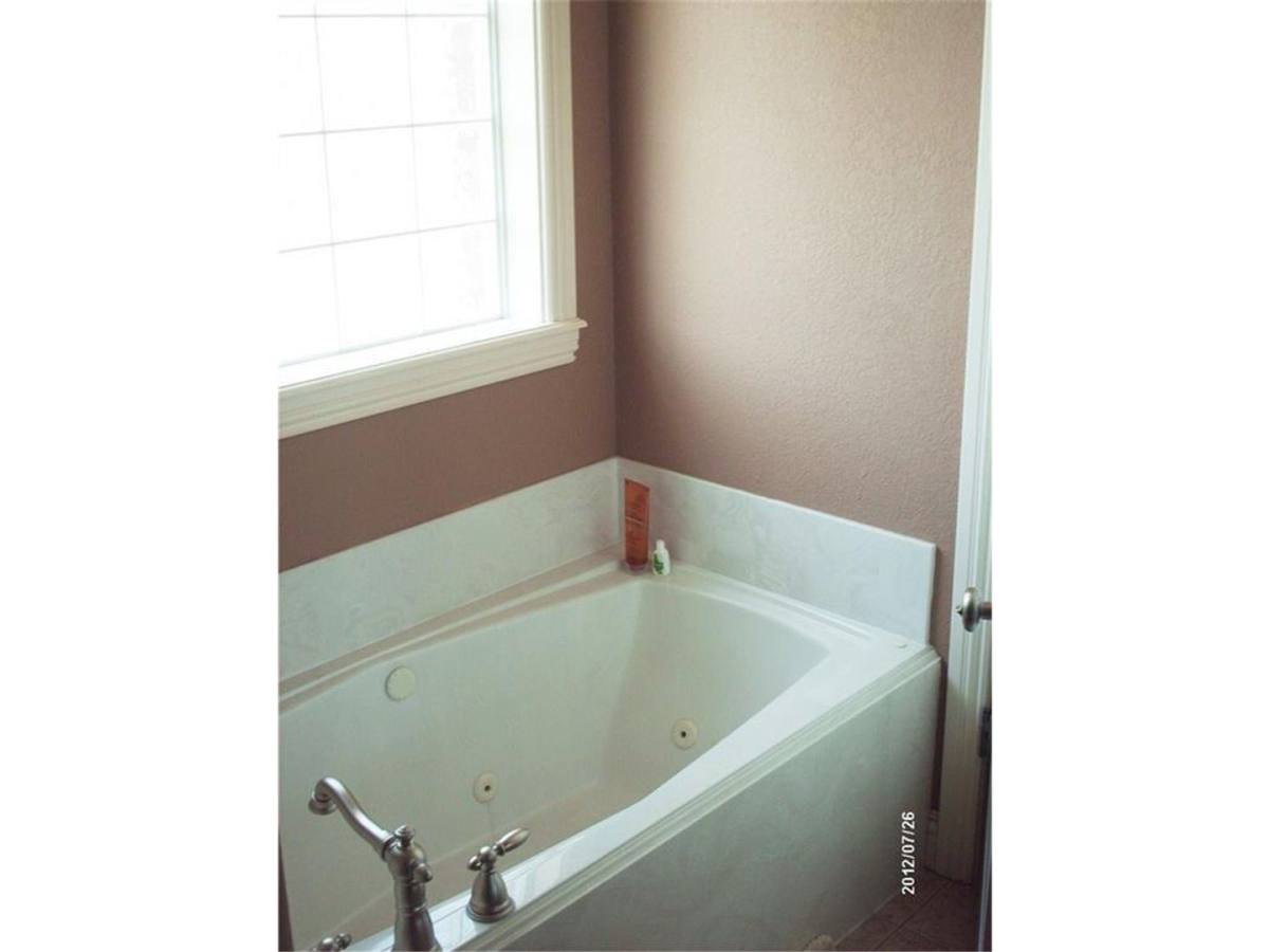 House for rent at 1837 Pumpkin Ridge, Fayetteville, AR 72701