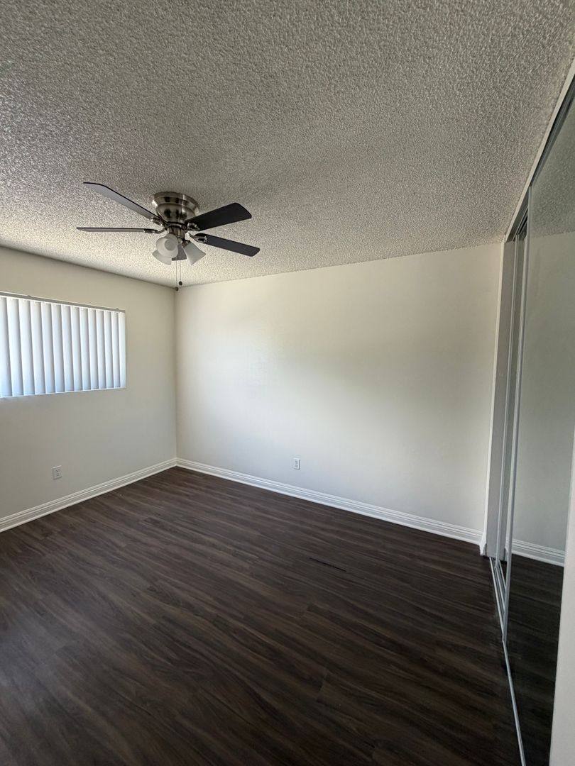 Apartment for rent at 550 Temple Ave, Long Beach, CA 90814