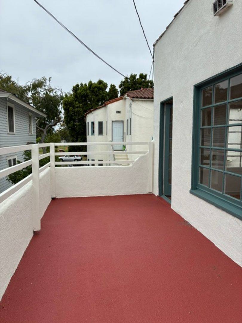 Apartment for rent at 2112 E 1st St, Long Beach, CA 90803