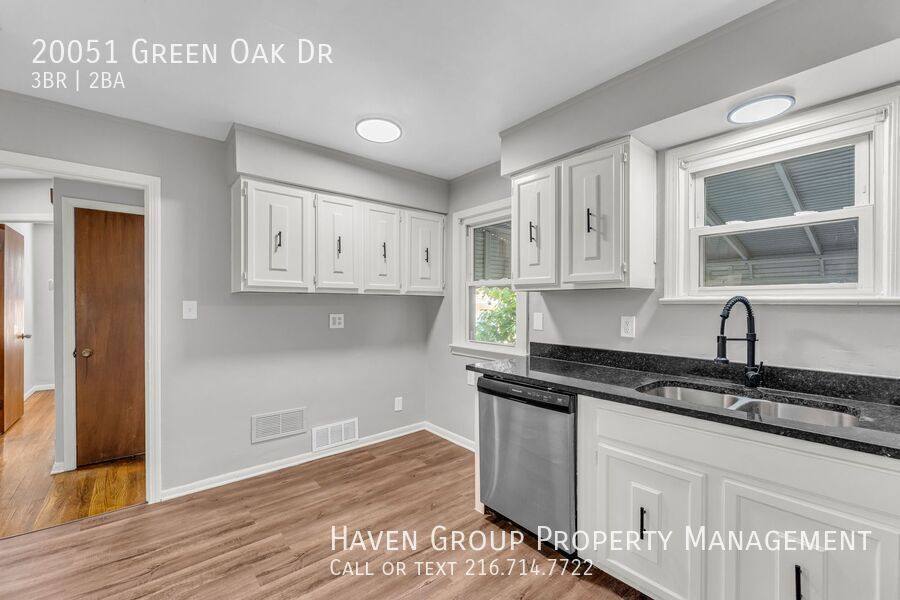 House for rent at 20051 Green Oak Dr, Euclid, OH 44117
