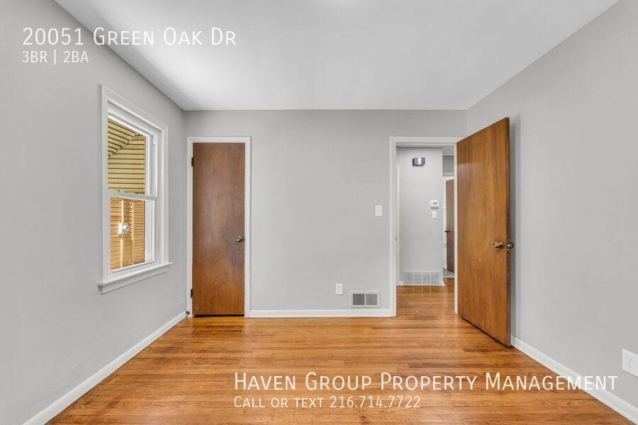 House for rent at 20051 Green Oak Dr, Euclid, OH 44117