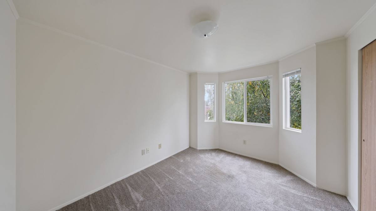 Condo for rent at 730 SE 8th Ave, Oak Harbor, WA 98277