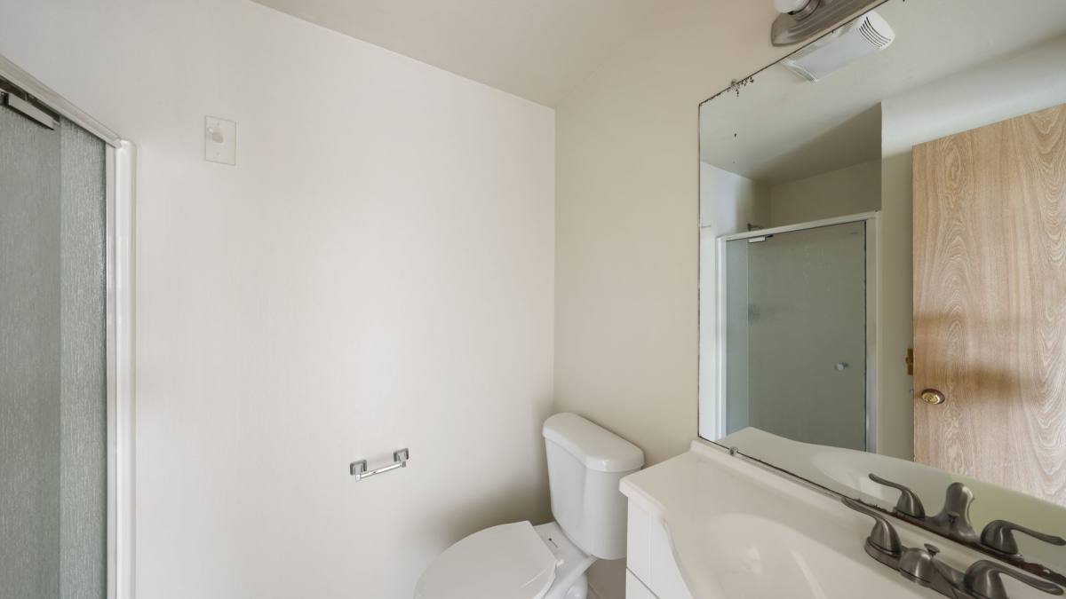 Condo for rent at 730 SE 8th Ave, Oak Harbor, WA 98277