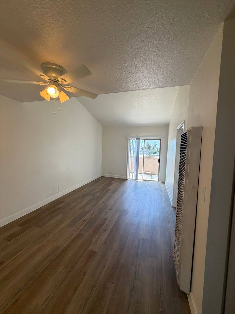 Apartment for rent at 1030 Coronado Ave, Long Beach, CA 90804