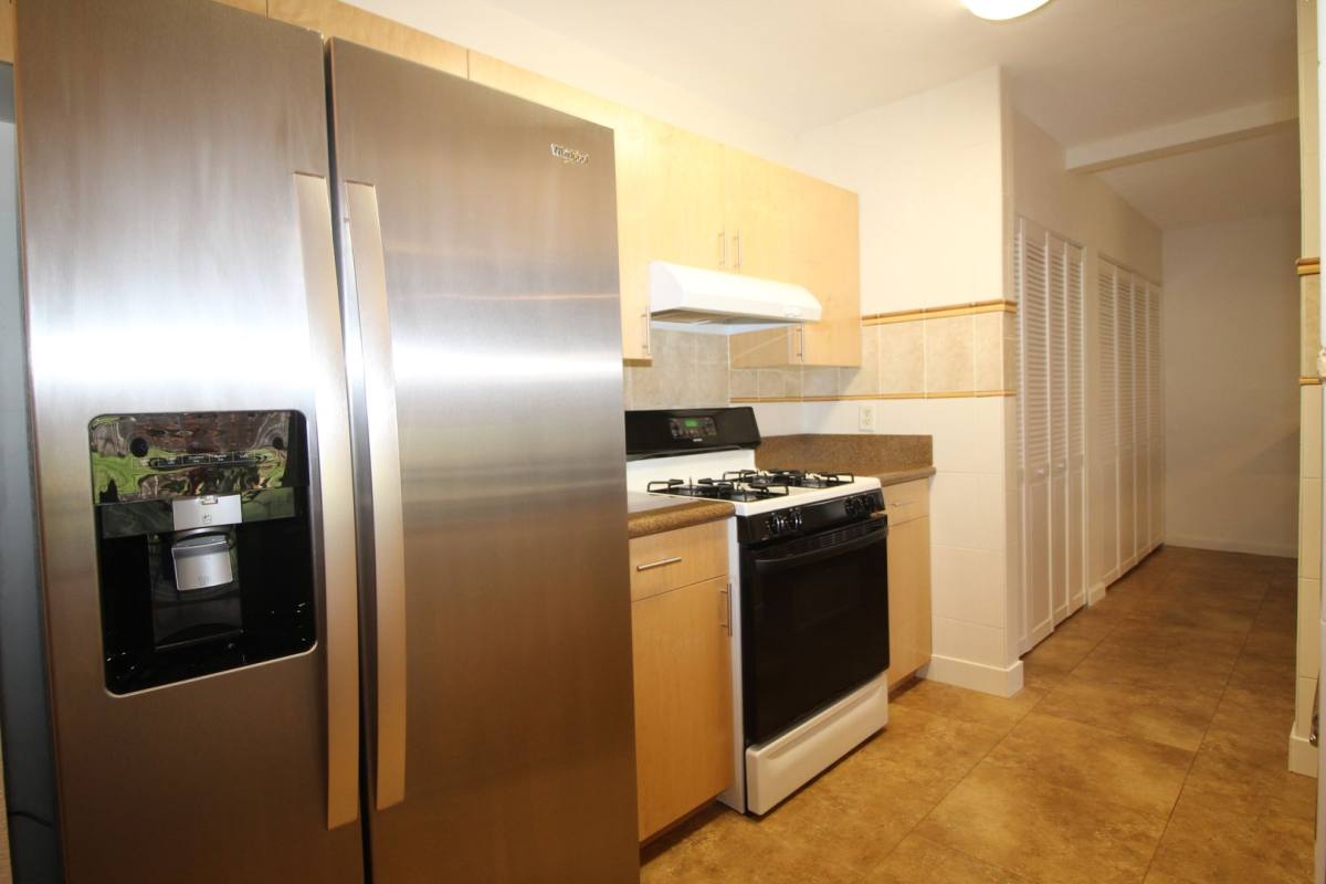 Townhouse for rent at 94-846A Lelepua St, Waipahu, HI 96797