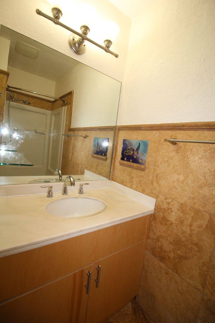 Townhouse for rent at 94-846A Lelepua St, Waipahu, HI 96797