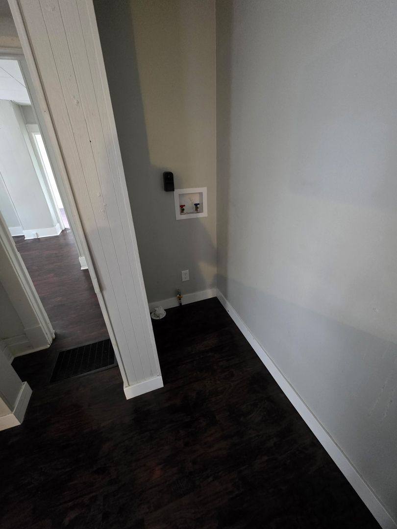 Apartment for rent at 1713 S State St, Springfield, IL 62704