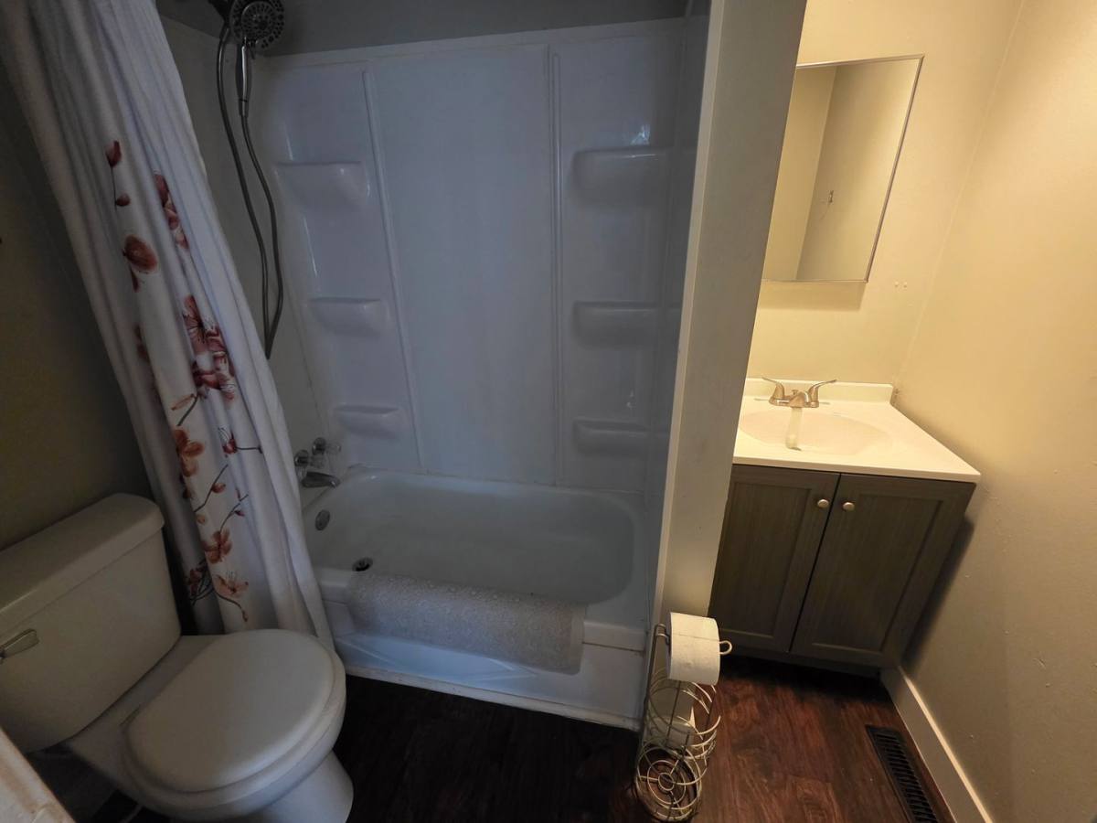 Apartment for rent at 1713 S State St, Springfield, IL 62704