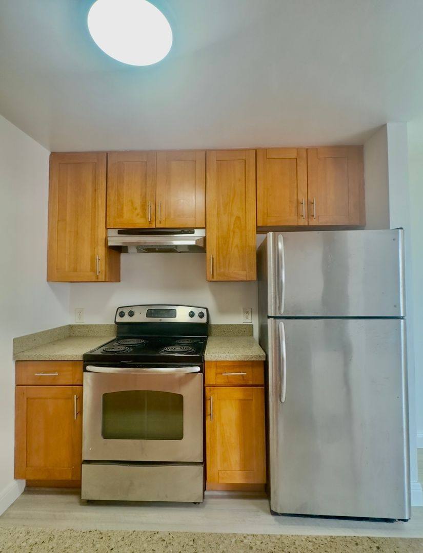 Apartment for rent at 1111 Mission Rd, South San Francisco, CA 94080