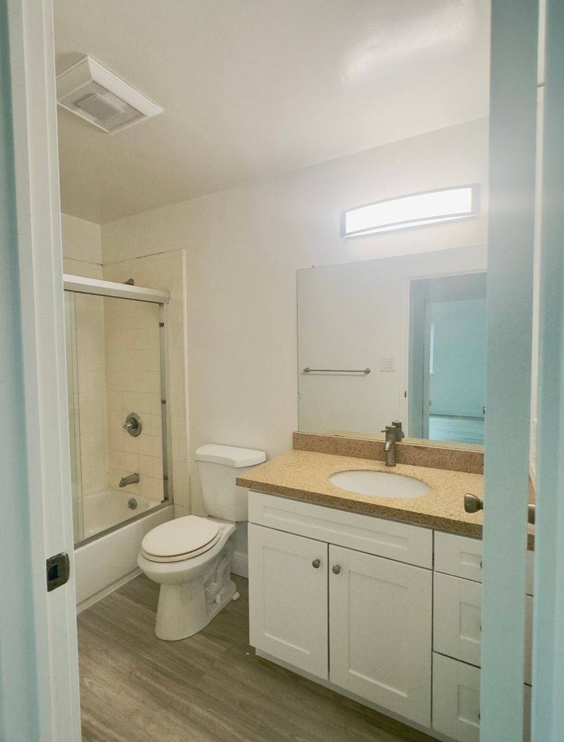Apartment for rent at 1111 Mission Rd, South San Francisco, CA 94080