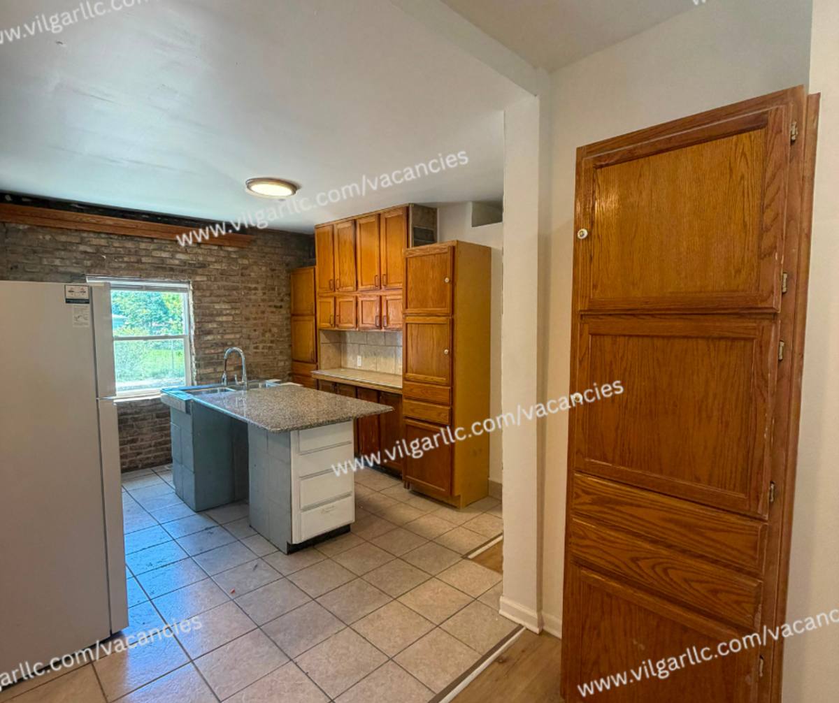 Apartment for rent at 3934 Evergreen St, East Chicago, IN 46312