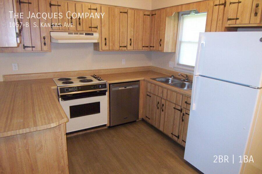 House for rent at 1057-B S Kansas Ave, Springfield, MO 65807