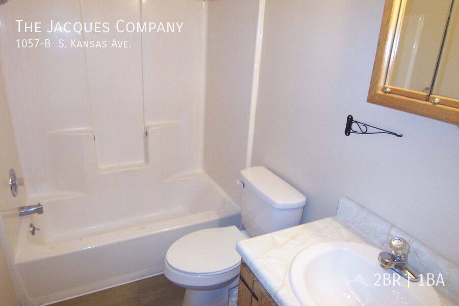 House for rent at 1057-B S Kansas Ave, Springfield, MO 65807