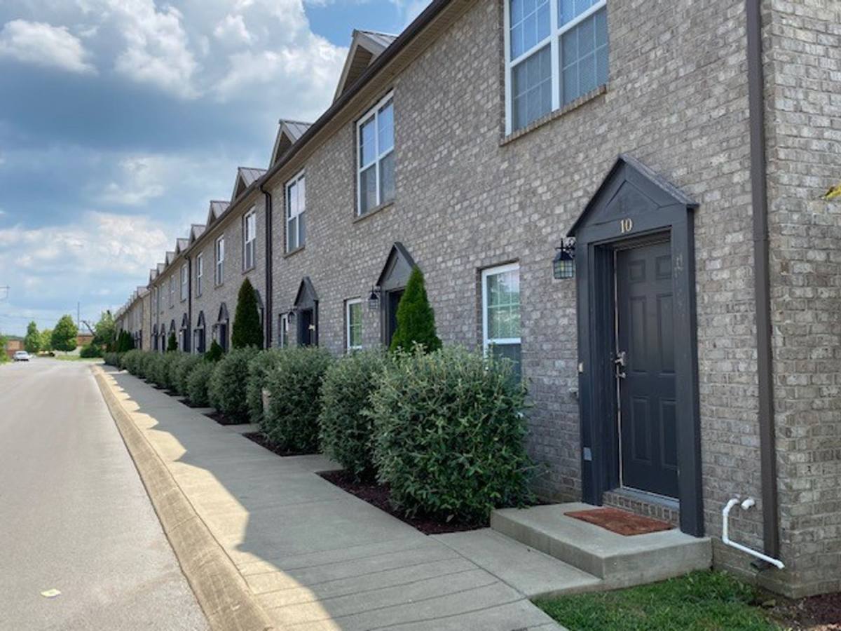 Townhouse for rent at 531 Dill Lane, Murfreesboro, TN 37130