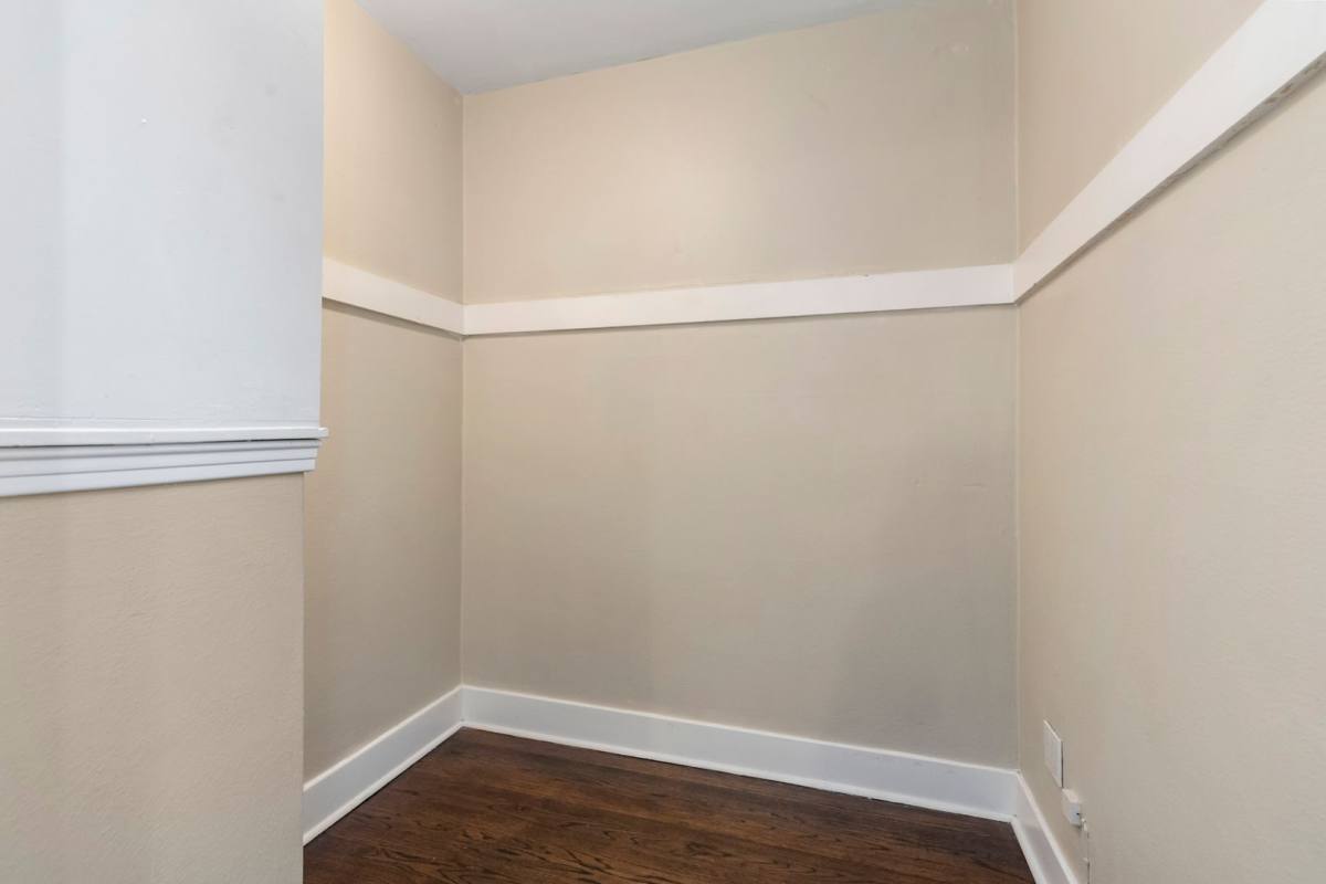 Apartment for rent at 220 16th Ave E, Seattle, WA 98112