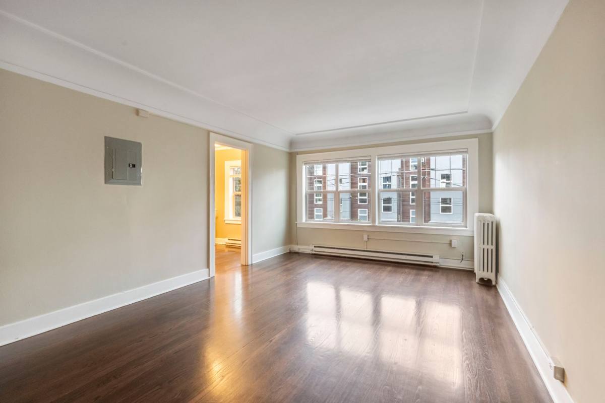 Apartment for rent at 220 16th Ave E, Seattle, WA 98112