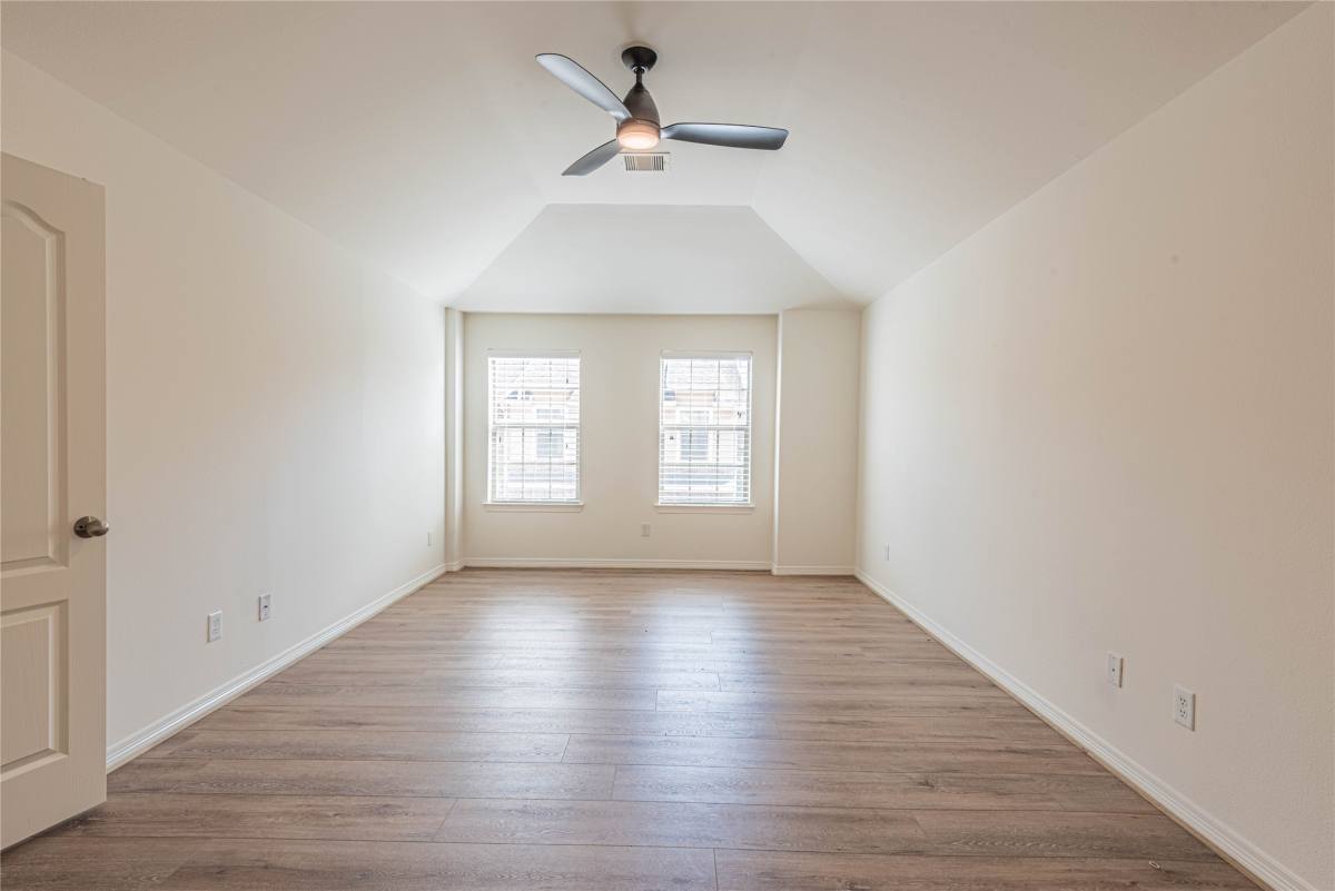 Townhouse for rent at 8117 Silverton Creek Lane, Houston, TX 77040