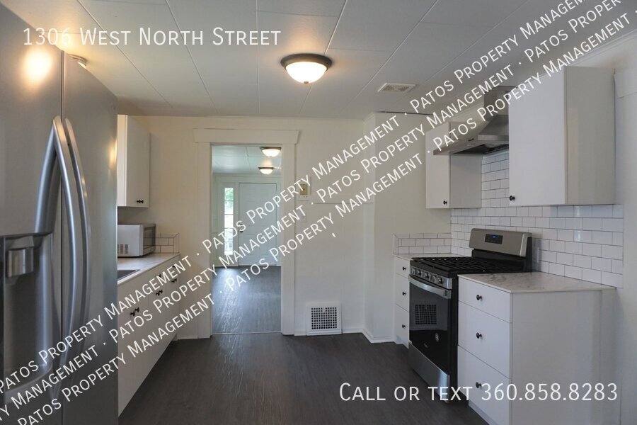 House for rent at 1306 W N St, Bellingham, WA 98225