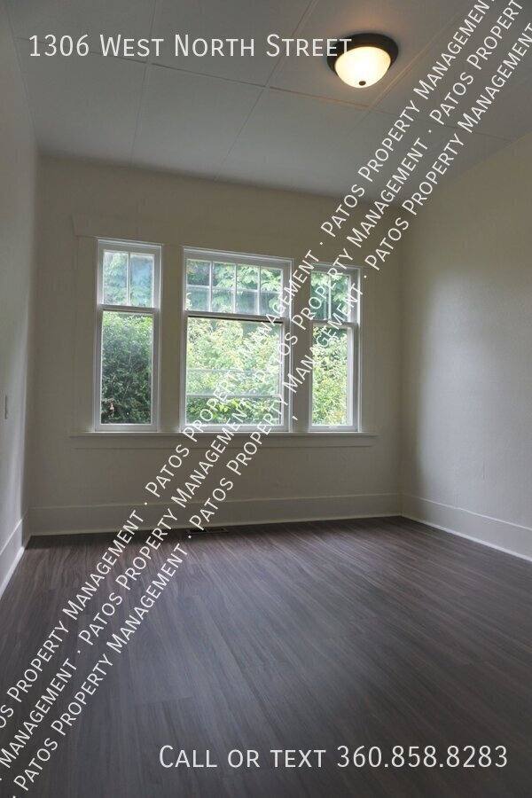 House for rent at 1306 W N St, Bellingham, WA 98225