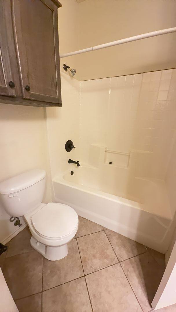 House for rent at 10100 Shadowview Dr, Oklahoma City, OK 73159